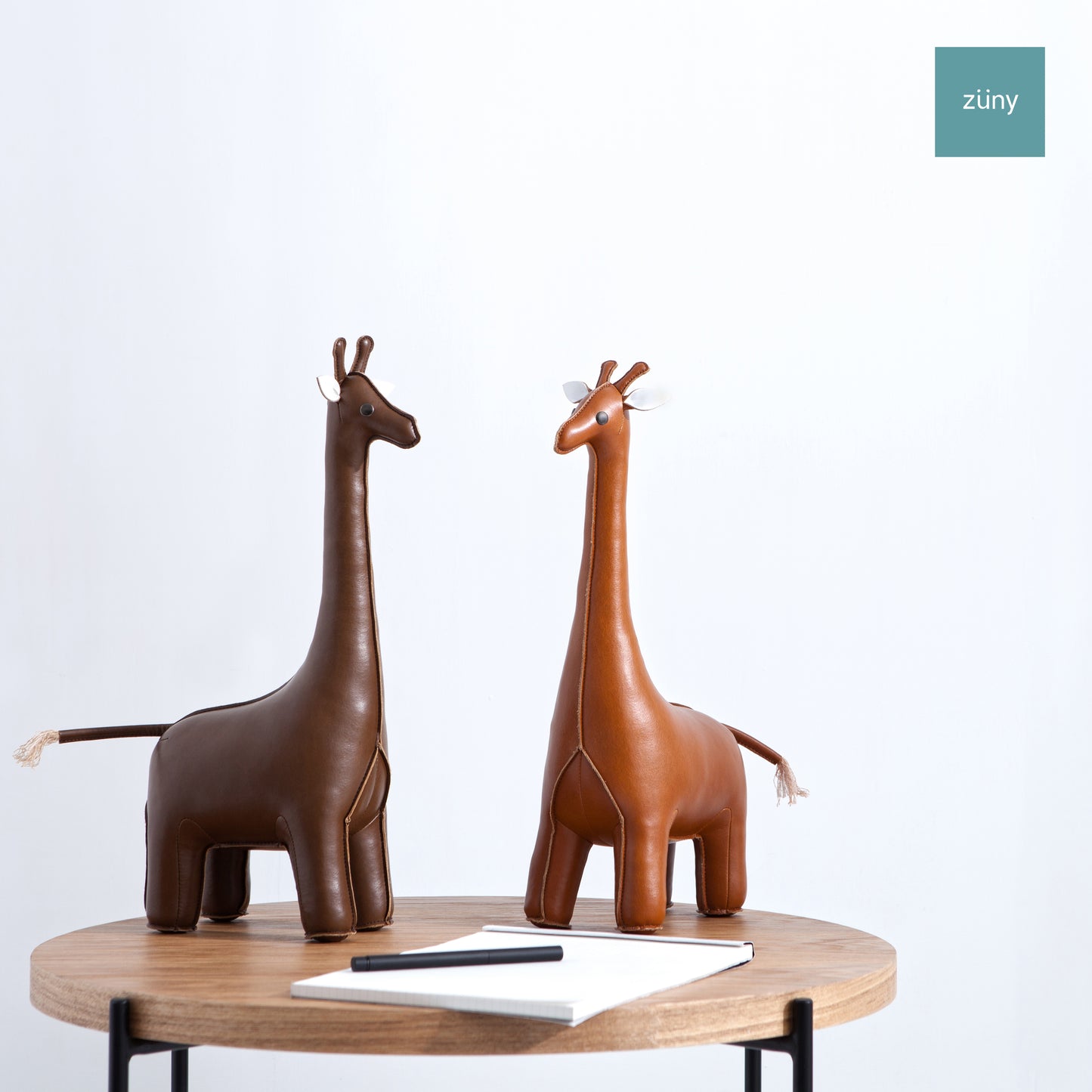 Giraffe Bookend